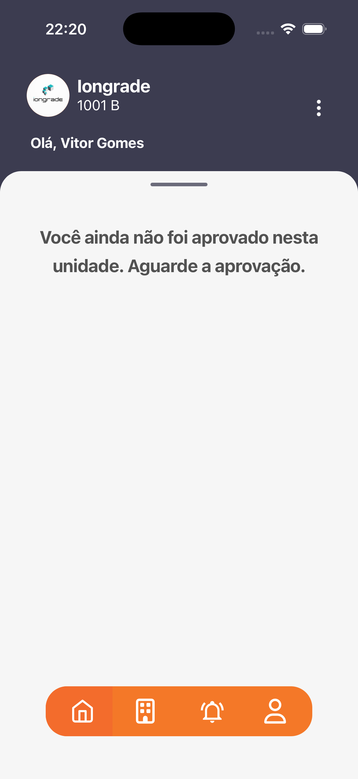 Enquanto a aprovação não sai, os cards ficam ocultos e o app mostra o aviso de aguardo.