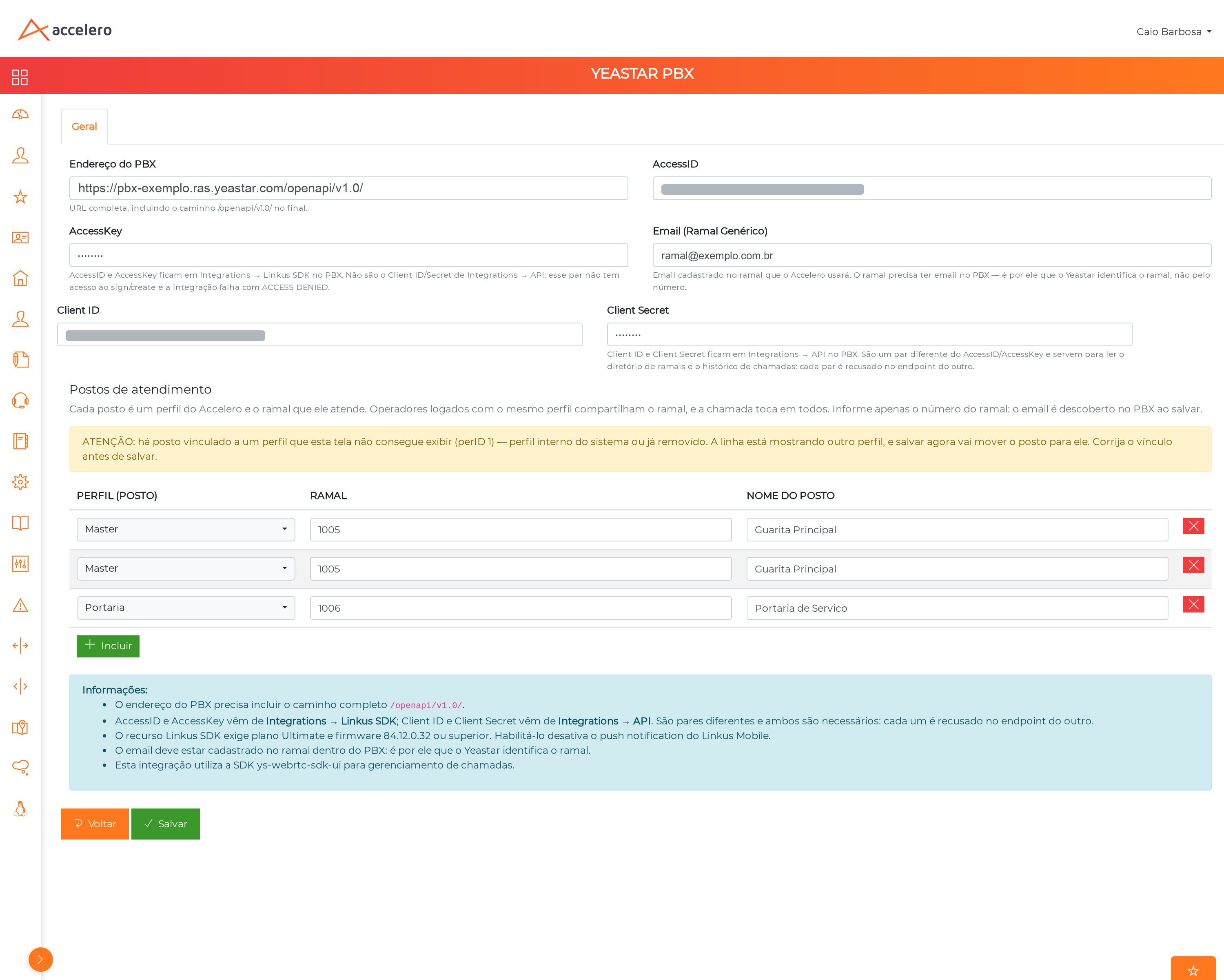 Tela de configuração Plugins - Yeastar PBX, com as credenciais, o e-mail do ramal genérico e a tabela de Postos de atendimento