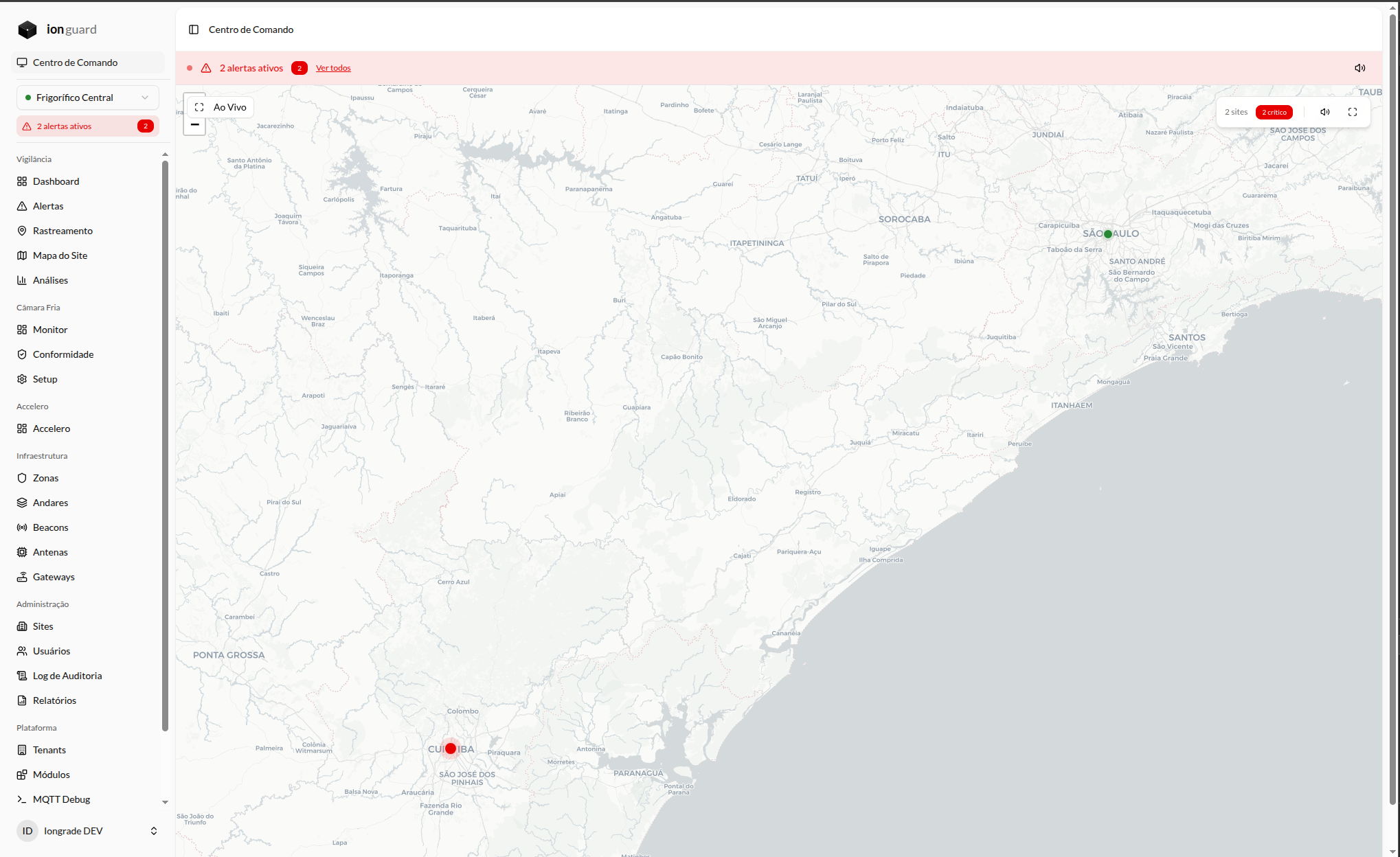 Visão multi-site: mapa geográfico mostrando a localização de cada unidade com indicadores de status